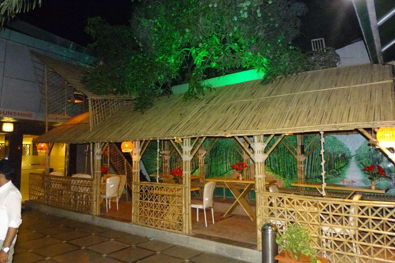Sunshine Backpackers, Airport Pansiyon Mumbai Dış mekan fotoğraf
